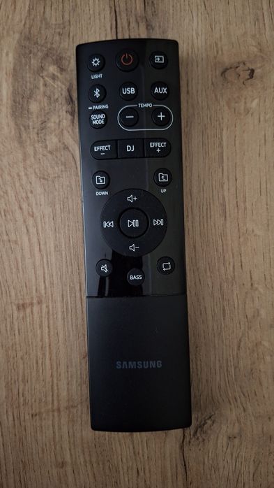 Продам музичну колонку  Samsung MX-T70