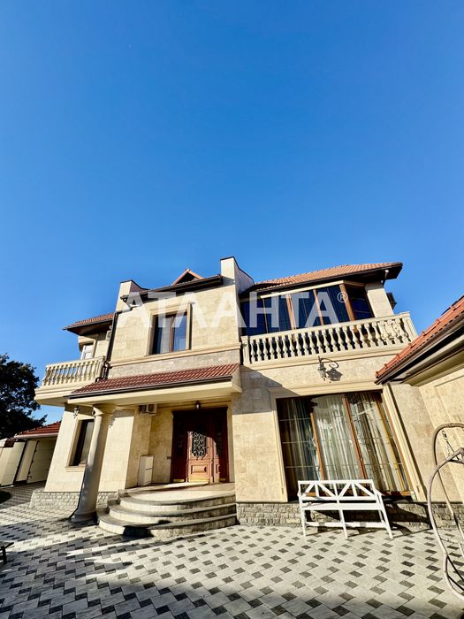 Елітний будинок у Совіньйоні —  життя преміум-класу