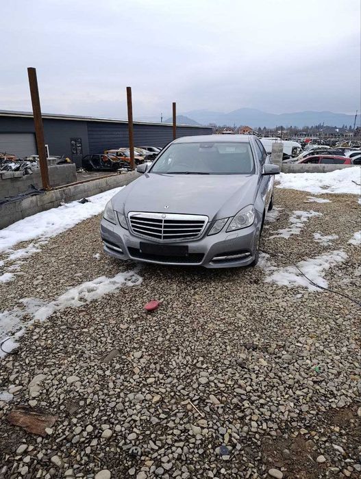 Разборка Мерседес Mercedes W212 Е212 рестайлинг и дорестайлинг шрот