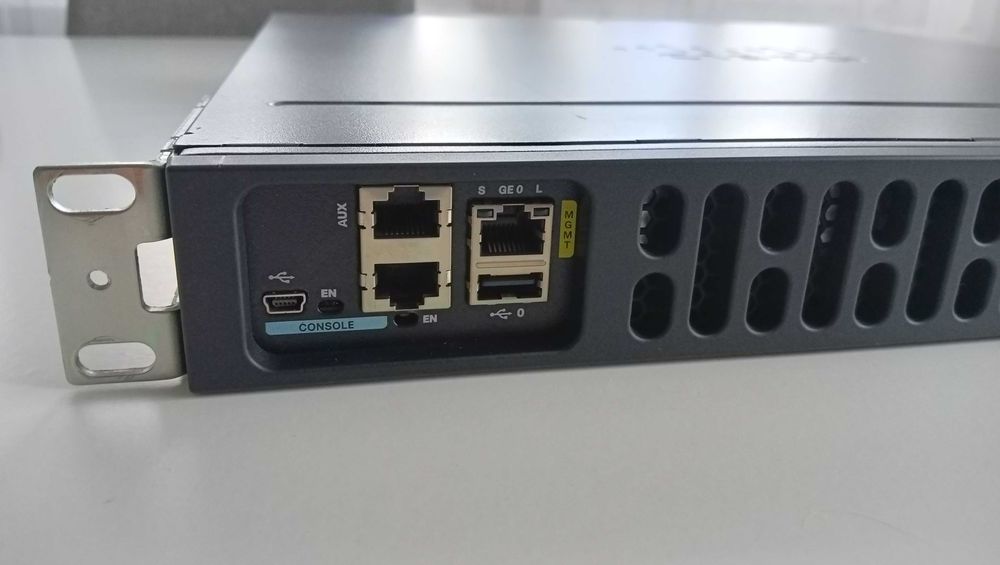 Cisco ISR 4331 Integrated Services Router modułowy inteligentna platforma WAN