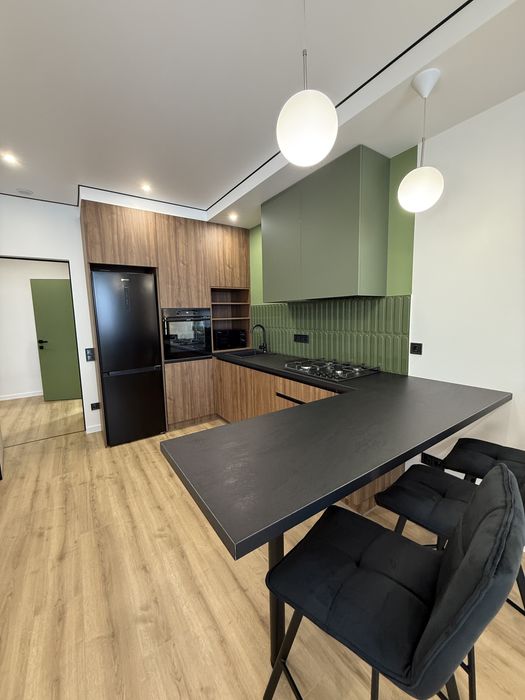 Стильна квартира з євроремонтом в новобудові