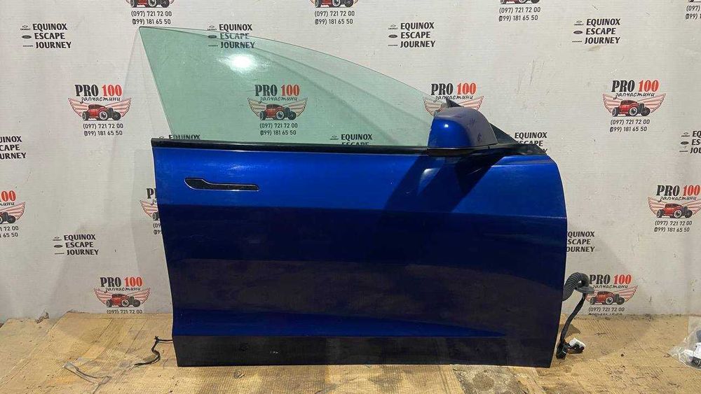 Двері передні праві взборі синій PPSB Тесла Tesla Model 3 2018 - 2023