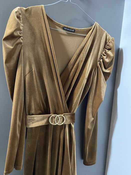 Sukienka welurowa złota jasny brąz