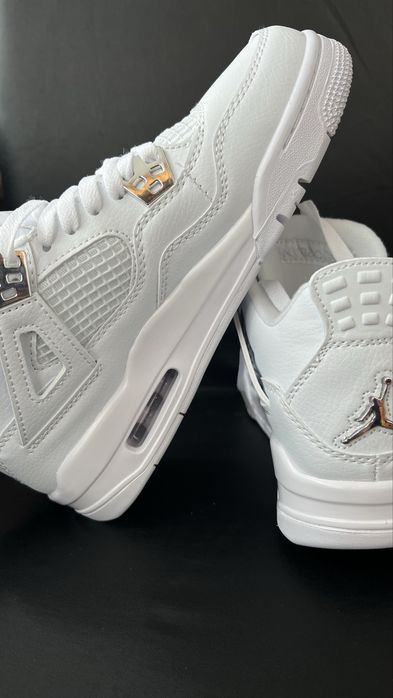 Jordan 4 retro