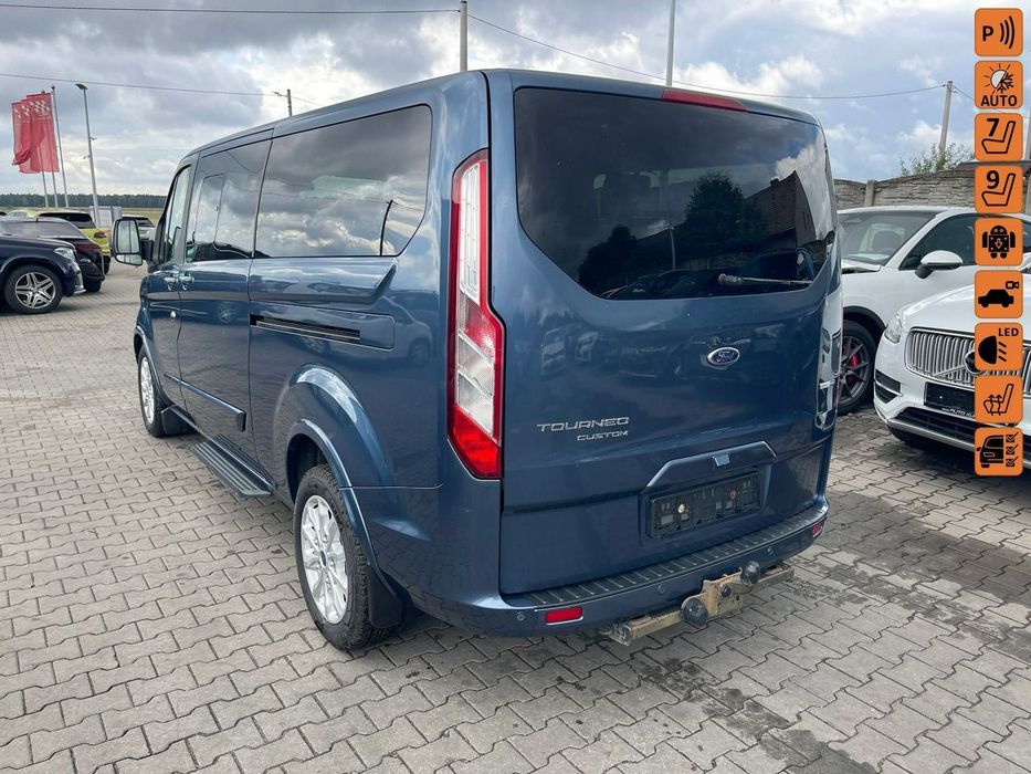Ford Tourneo Custom