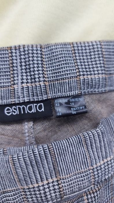 Spodnie rurki eleganckie M Esmara