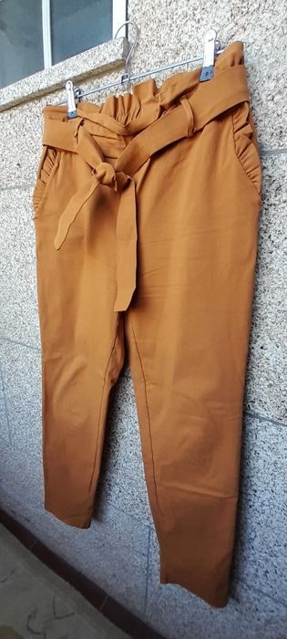 Calças mágicas novas