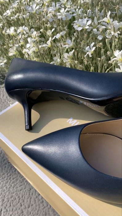 MICHAEL KORS ОРИГІНАЛ. Нові жіночі туфлі човники лодочки сині 40-41