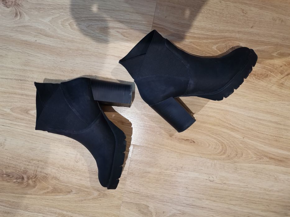 Buty jesień  wsuwane 38
