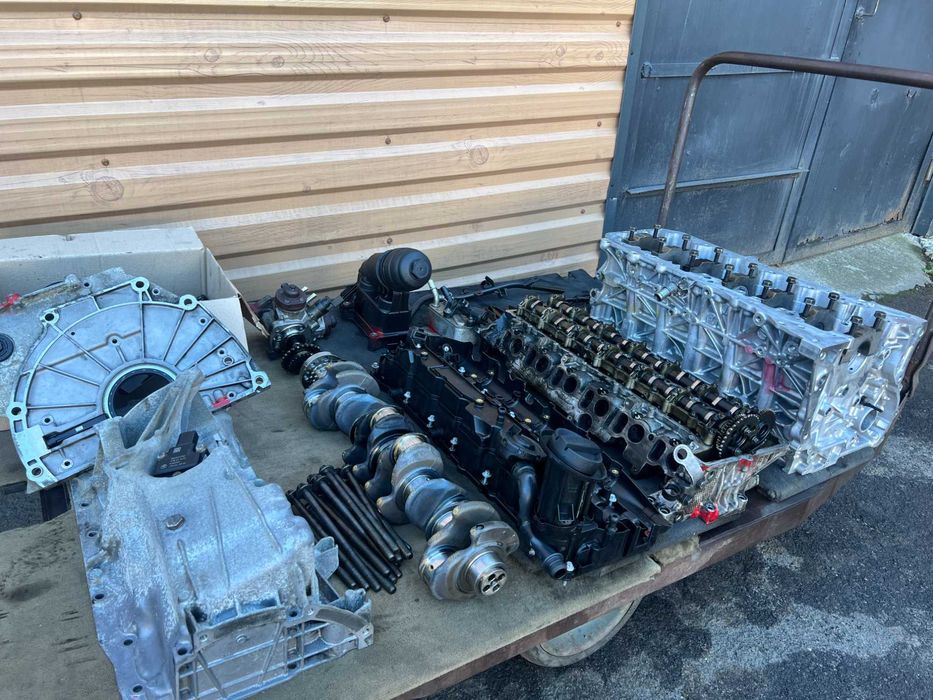 Головка BMW X5 E70 F10 N57 ТНВД N57D30A Поршень Шатун Поддон Коленвал