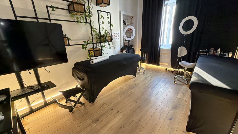 Leżanka do wynajęcia | Stanowisko beauty | Rzęsy PMU Laminacja | Warszawa