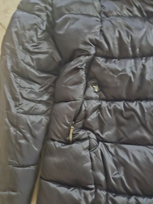 Зимовий теплий пуховик