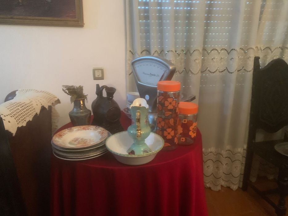 Recheio de casa, sala de estar e jantar