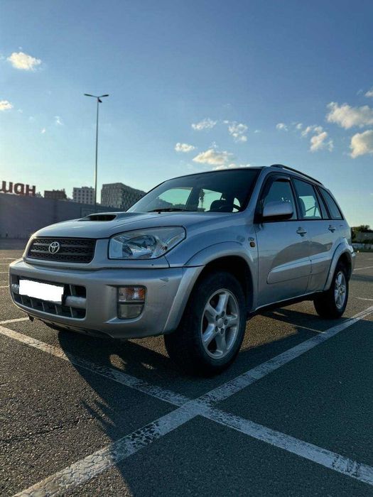 Тойота RAV4 Повний привід