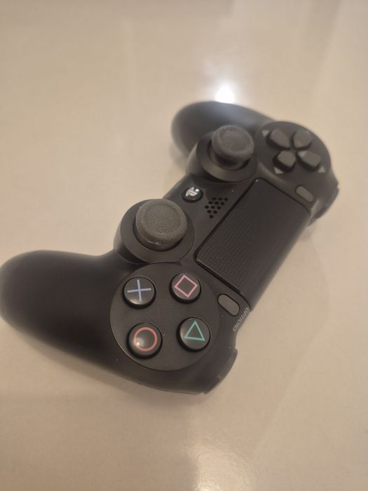 Pad dualshock do PS4, czarny oryginalny, model ZCT2E
