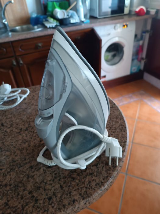 Ferro de engomar Philips Ceramic 2400W