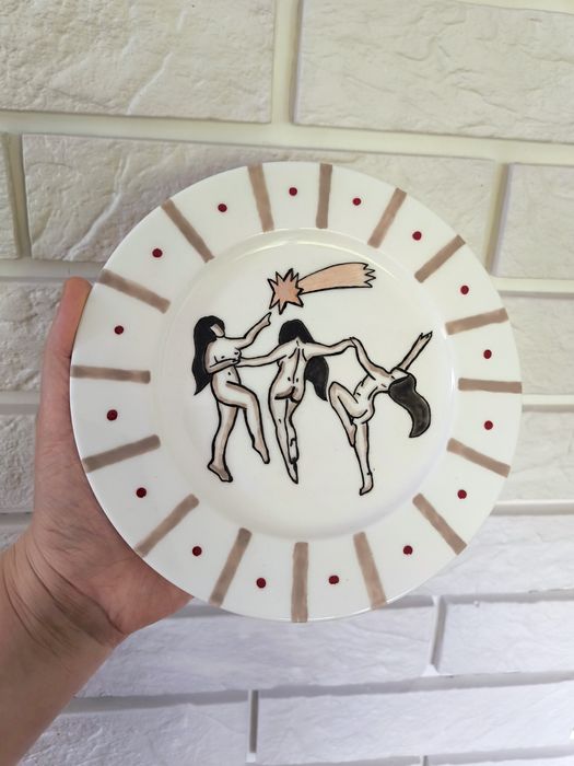 Інтер'єрна тарілка в стилі Gunia