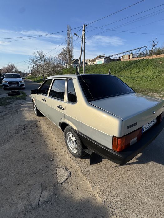 В продаже ваз 21099
