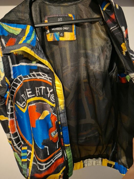 Casaco Windbreaker Members Only x Jean-Michel Basquiat (Tam. M) - Como Novo