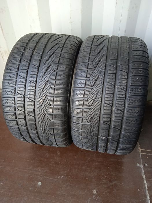 Opony Zimowe 295/35R18 Pirelli Sottozero Para