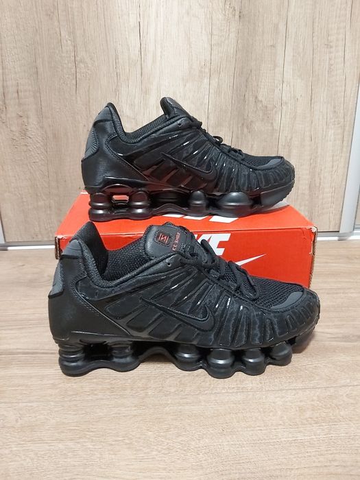 Nowe Nike Shox Czarne