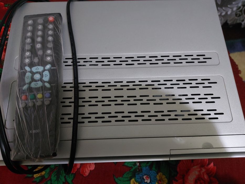 Тюнер Openbox F-300 FTA