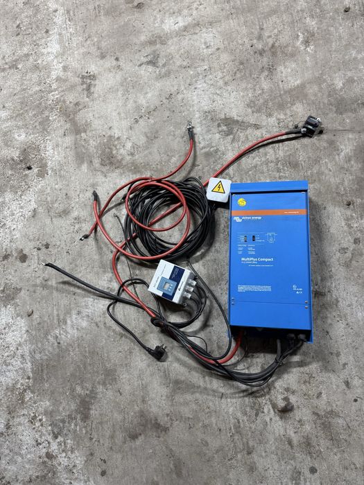 Авто інвертор 220w