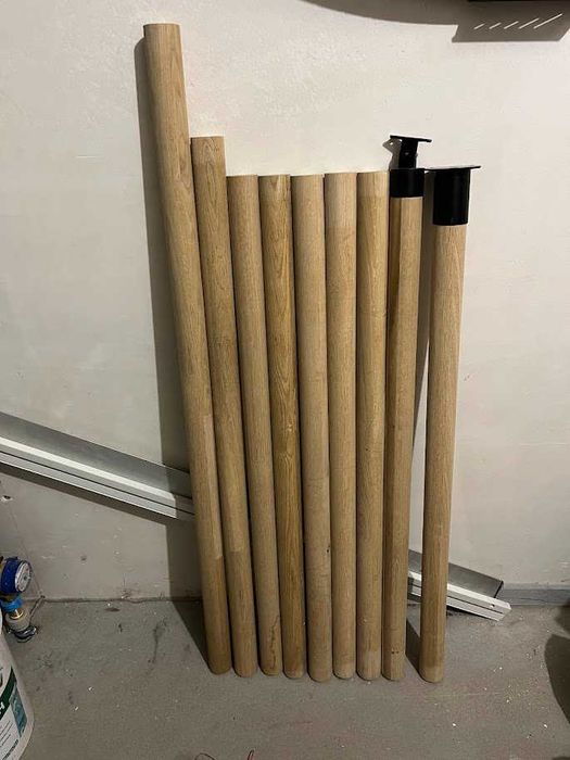 Słupki dąb Poręcz drewniana dębowa surowa Elementy mocujące Kornik