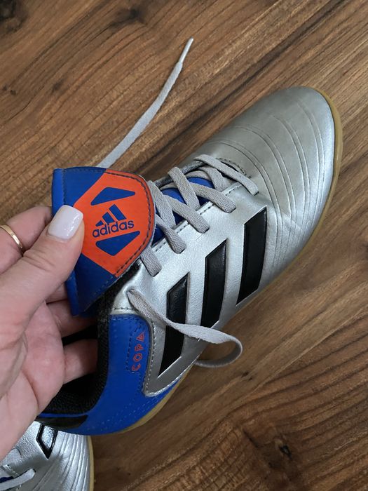 Футзалки Adidas