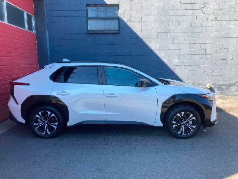 2023 Toyota bZ4X XLE