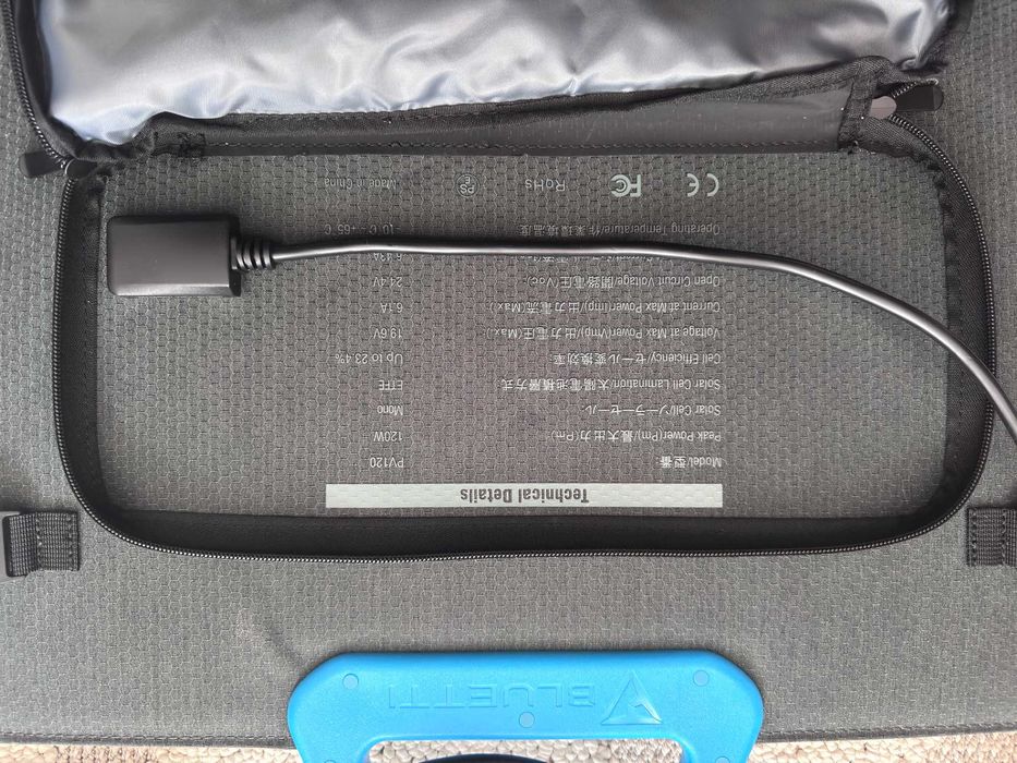 Складна сонячна панель Bluetti PV120, 120 Вт