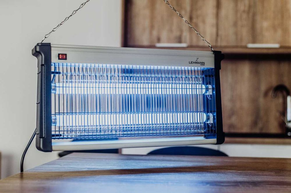 Lampa na Komary - Pozbądź się Owadów Raz na ZAWSZE !!!