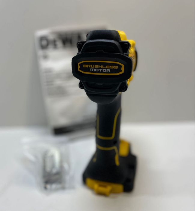 Безщітковий ударний дриль/шуруповерт Dewalt DCD805 20v. Mexica