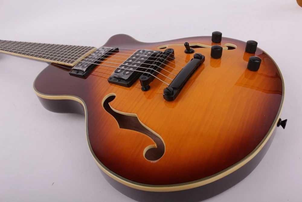 Vendo guitarra elétrica 7 cordas Thinline