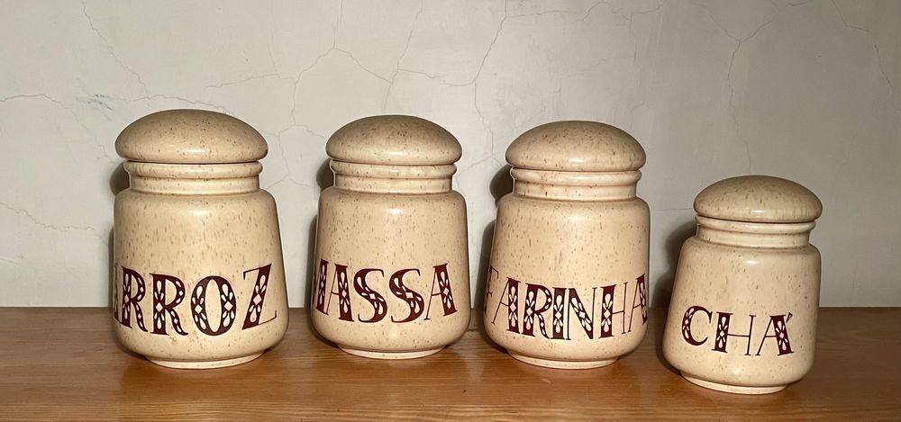 Conjunto de Potes em Cerâmica Vintage
