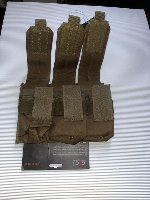 Potrójna Ładownica na Magazynki M4 zamykana COYOTE