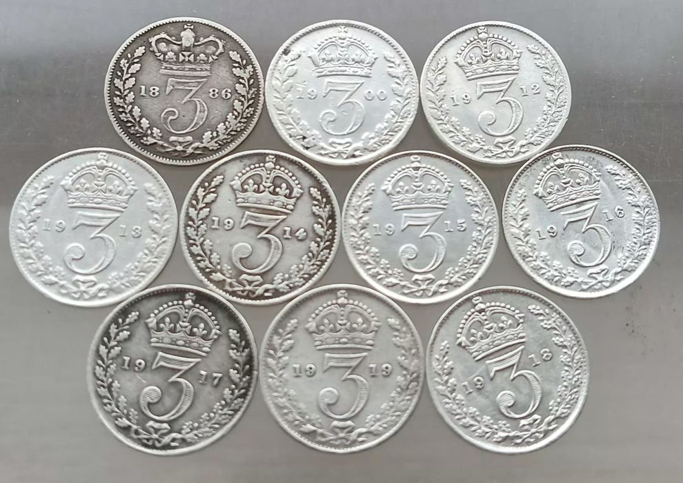 Продам 3 пенса Британії 10 штук срібло