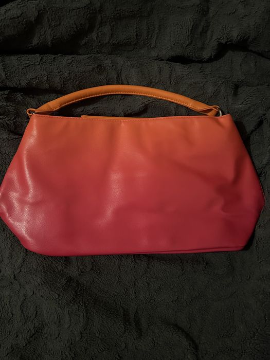 Жіноча сумочка