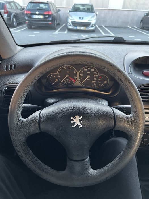 Peugeot 206 gasolina — photo 5
