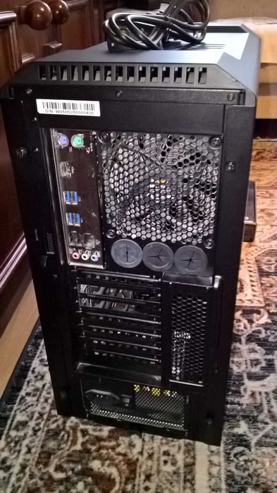 desktop core i7 6th 16gb  be quiet - Coller Master DVDrom Windows 8.1