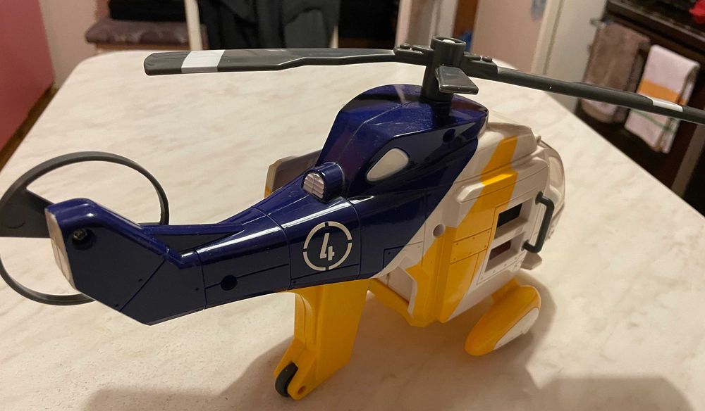 Fisher-Price Helicopter Ratunkowy z Wirującymi śmigłami