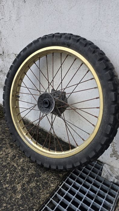 Akrapovic mt07 traver 7 /  ktm 390 / Peças tenere 700 600/ Husqvarna