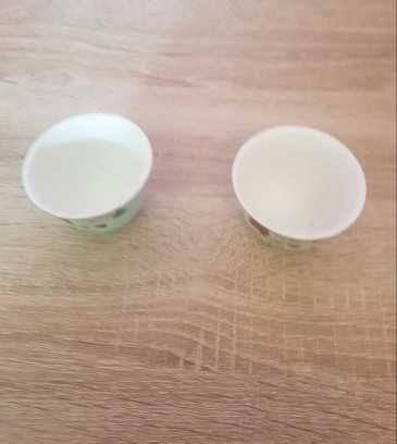 2 taças de saké em porcelana fina de P.R.R. Japão