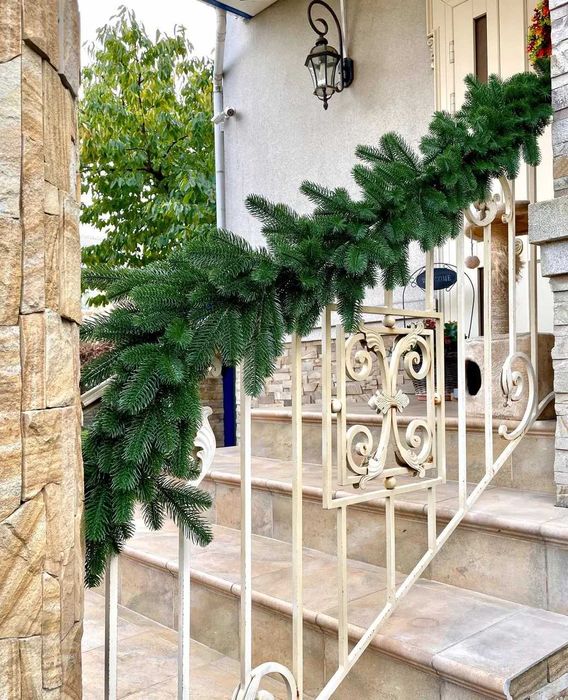 Хвойні новорічні гірлянди Lux - декор (литі зелені 1.2 м. та 2 м.)