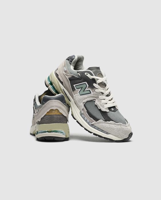 Кросівки New Balance 2002R