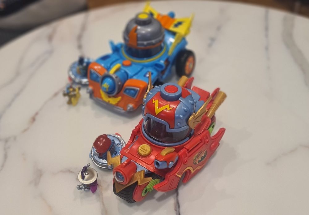 Super Zings - Speed Fury + Kid Kazoom