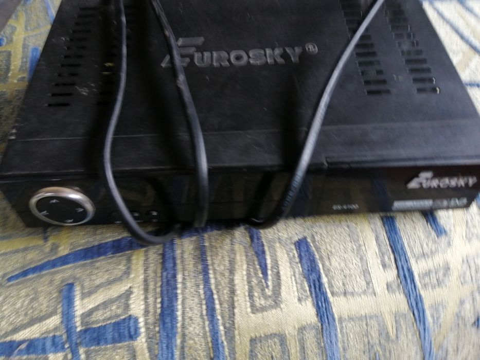 Eurosky ES-4100 Цифровой спутниковый приёмник