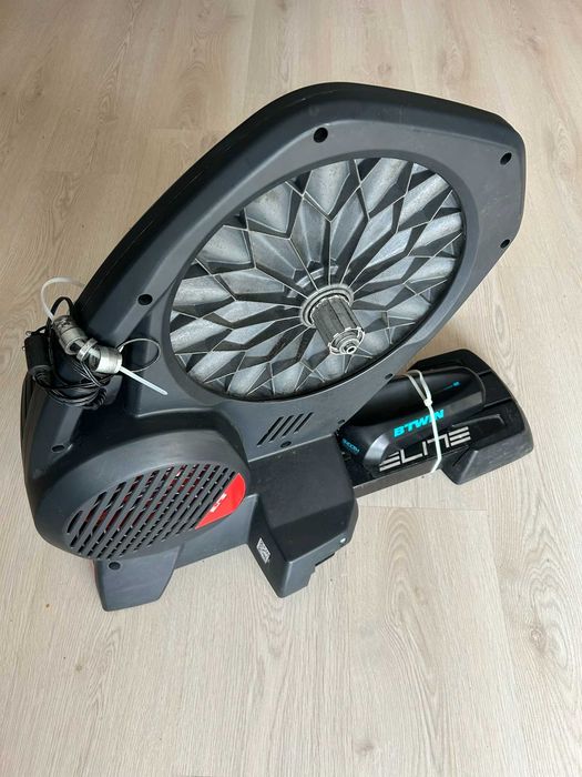 Elite Direto – trenażer smart, direct drive, ANT+ / Bluetooth