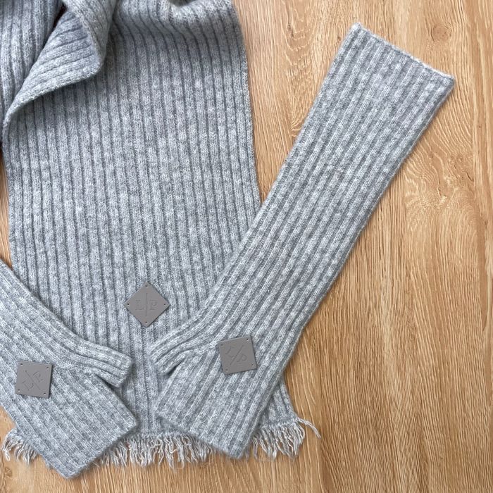 Kit Loro Piana - Cachecol + Gorro & Luvas