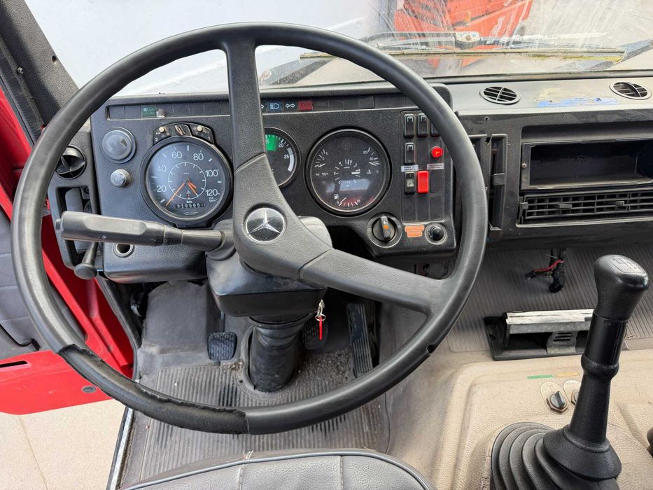 Auto-tanque Mercedes 1622